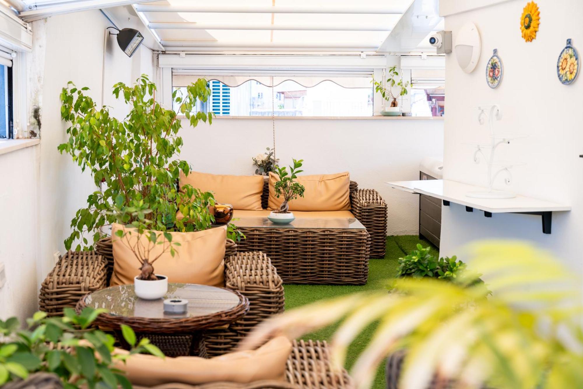 Palazzo Nicolaus Del Borgo Antico Bed and Breakfast Bari Buitenkant foto