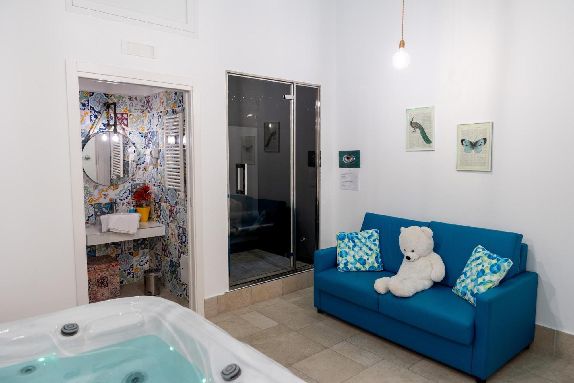 Palazzo Nicolaus Del Borgo Antico Bed and Breakfast Bari Buitenkant foto