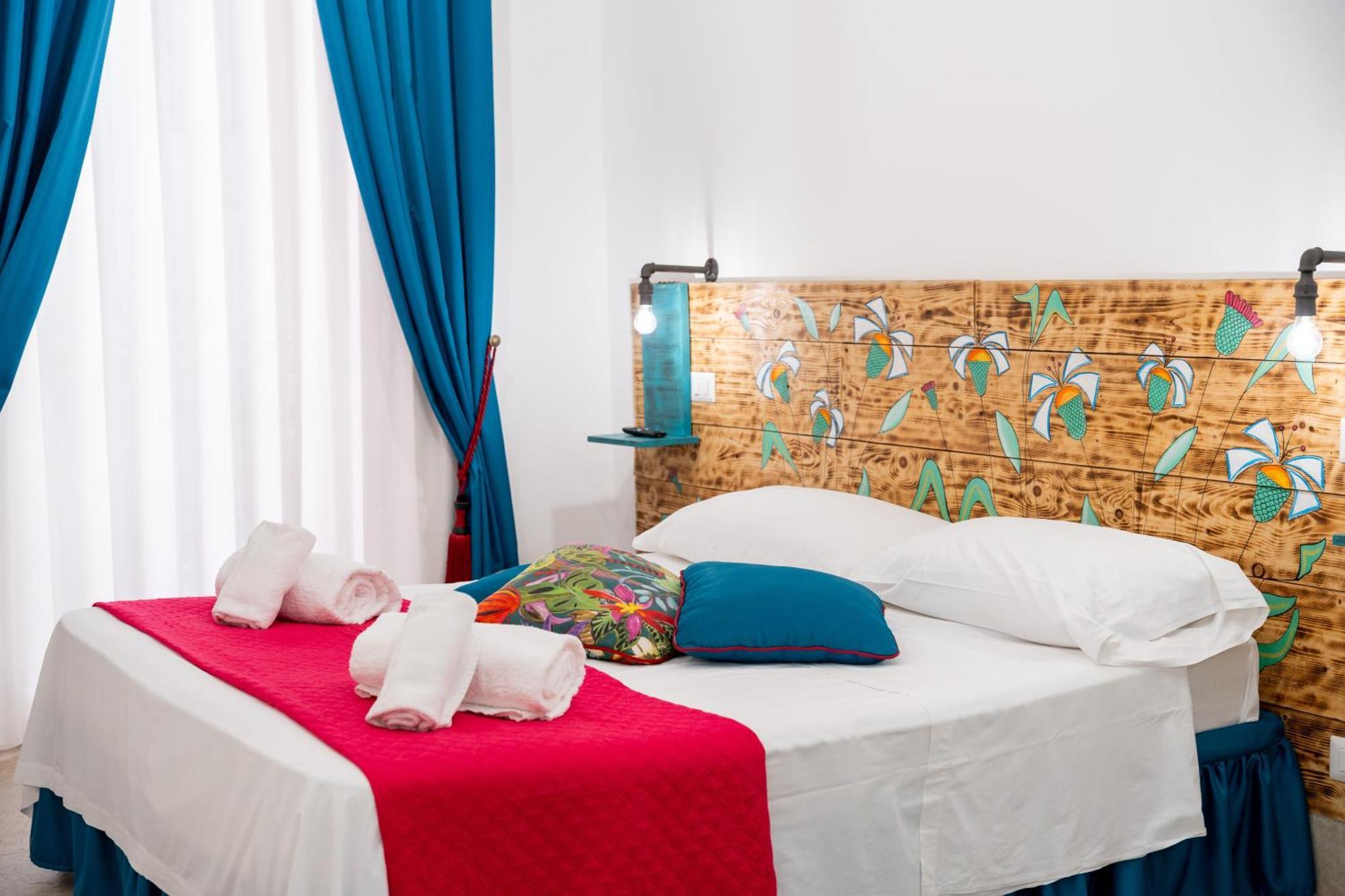 Palazzo Nicolaus Del Borgo Antico Bed and Breakfast Bari Buitenkant foto