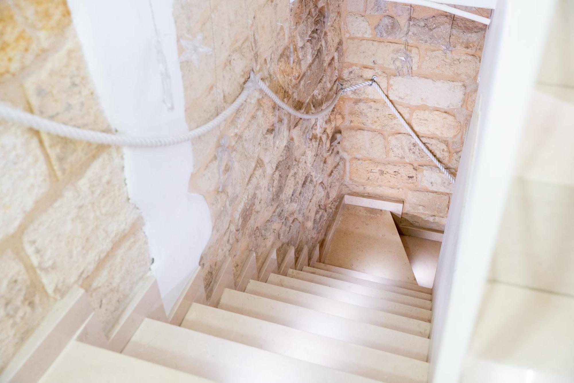 Palazzo Nicolaus Del Borgo Antico Bed and Breakfast Bari Buitenkant foto